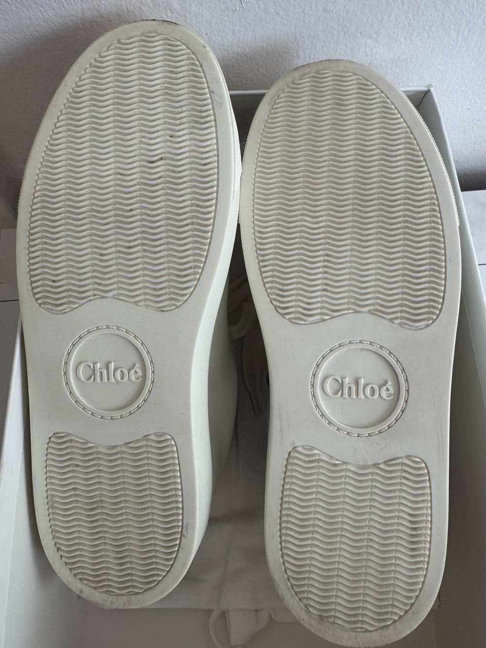 Chloe Lauren Sneaker White Size 37EU / 6.5 - Picture 7 of 12